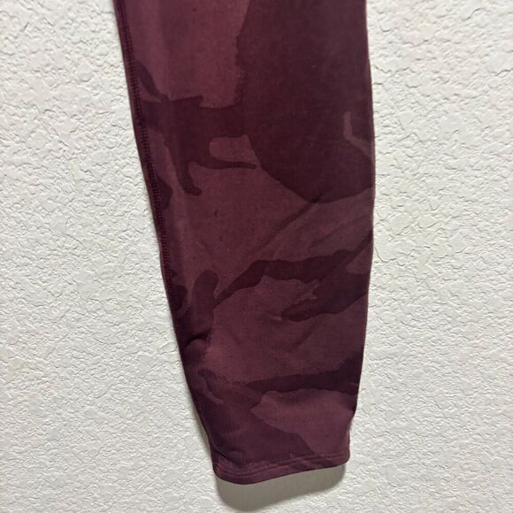 The North Face Women's Ankle Leggings Medium Maroon Camo High-Waist Pockets - Picture 5 of 13